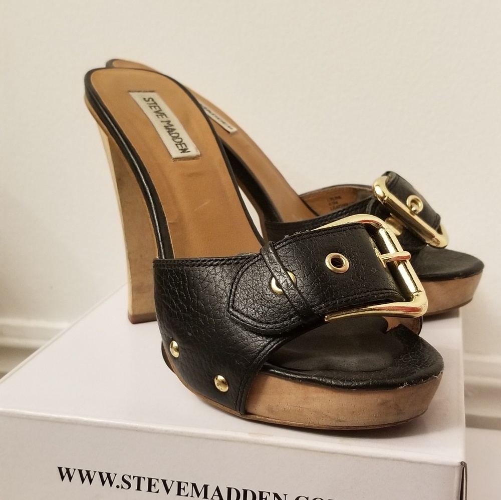 Sandal